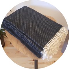 Vlněná deka se střapci – 100% vlna, 500 g/m2, šedo-modrá